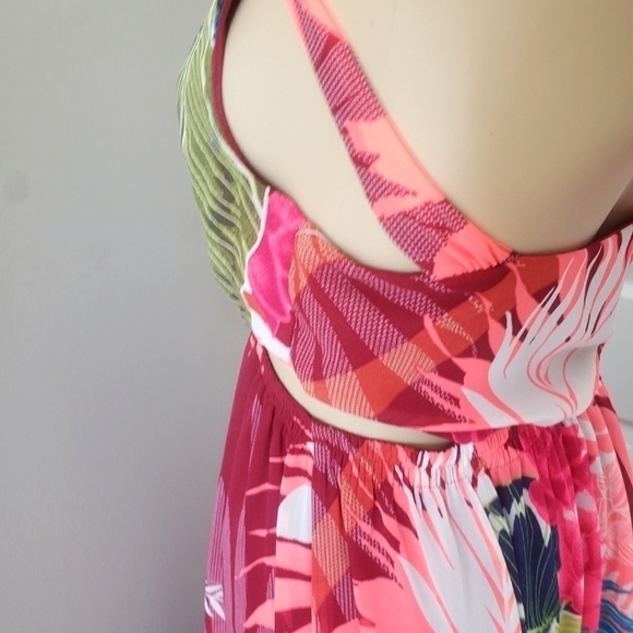 NEW! EXPRESS Tropical Palm/Floral Halter Maxi Dress XXS. - Picture 4 of 7